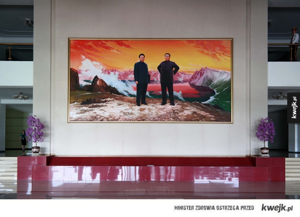 Co kryją mury północnokoreańskich budynków?