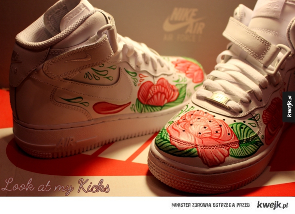 Look at my Kicks