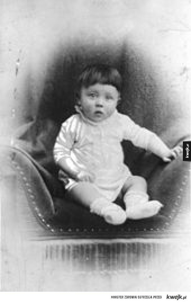 Adolf Hitler jako niemowlę