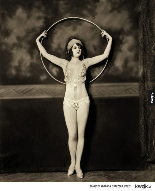 Seksowne zdjęcia z początków XX wieku