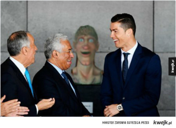 Reakcje internautów na posąg Ronaldo