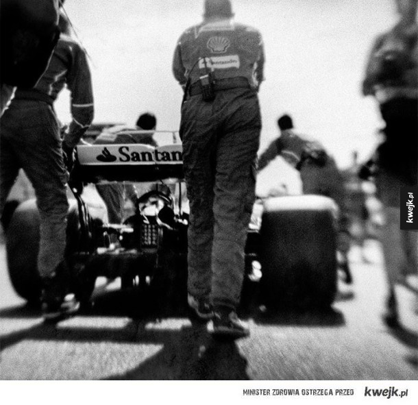 Relacja z wyścigów F1 wykonana 104 letnim aparatem