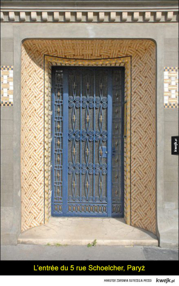 Przepiękne drzwi secesyjnych kamienic