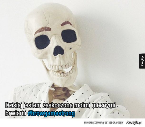Skellie - szkielet parodiujący influencerki i modelki z Instagrama
