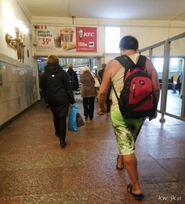 Stylowi i dziwni ludzie w rosyjskim metrze
