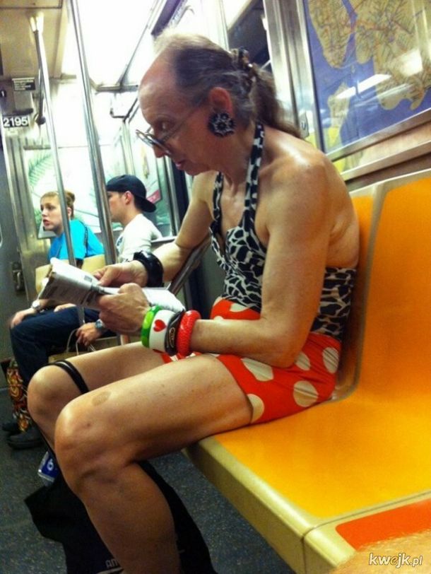Dziwni ludzie spotkani w metrze, obrazek 8
