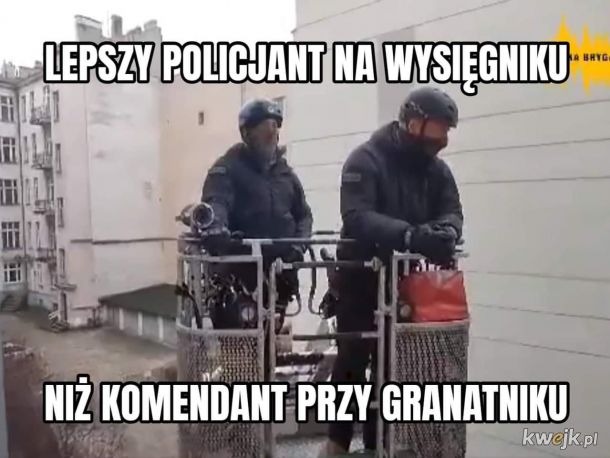 Lepszy policjant na wysięgniku... - Ministerstwo śmiesznych obrazków - KWEJK.pl