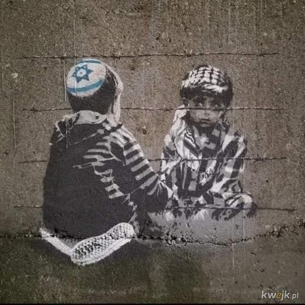 Politycy robią wojnę, ludzie robią pokój. Banksy 2023