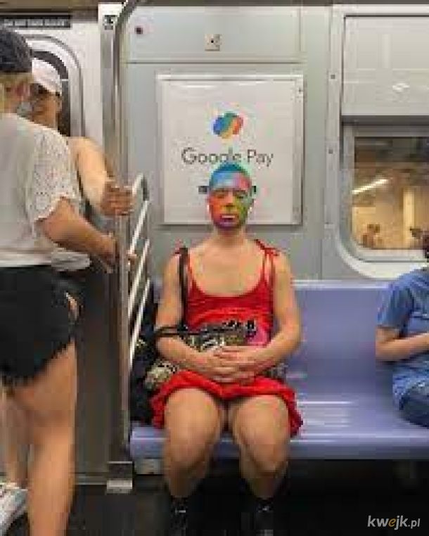 Ludzie spotkani w metrze.