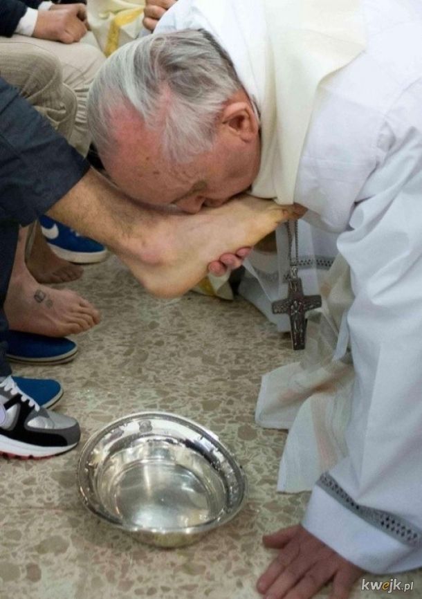 Funfact#21 Jednym z wymogów by zostać papieżem jest bycie stoopkarzem.