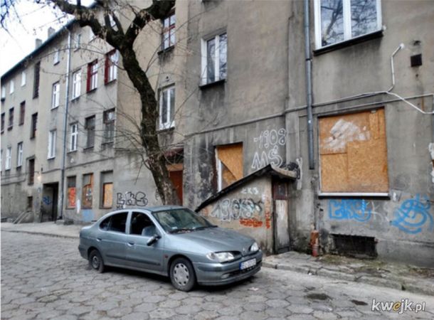 modna, w polskich miastach powiatowych, renowacja starówek "a'la Paris"